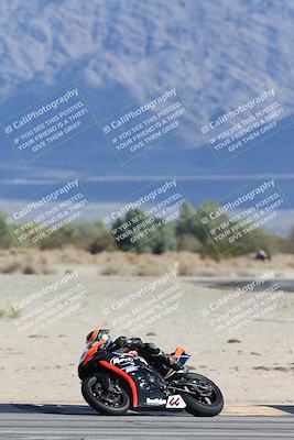 media/Nov-16-2025-Race Pace (Sun) [[8c5fa54630]]/Non Verified Riders (1st 20 Minutes)/4-Turn 16 (1116am)/